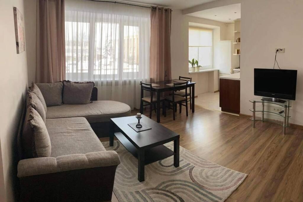 Apartamentai Draugystes Street โชเล ภายนอก รูปภาพ